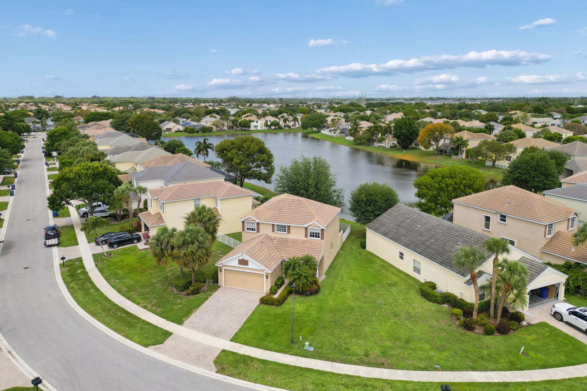 113 Canterbury Place, Royal Palm Beach, FL 33414 Photo