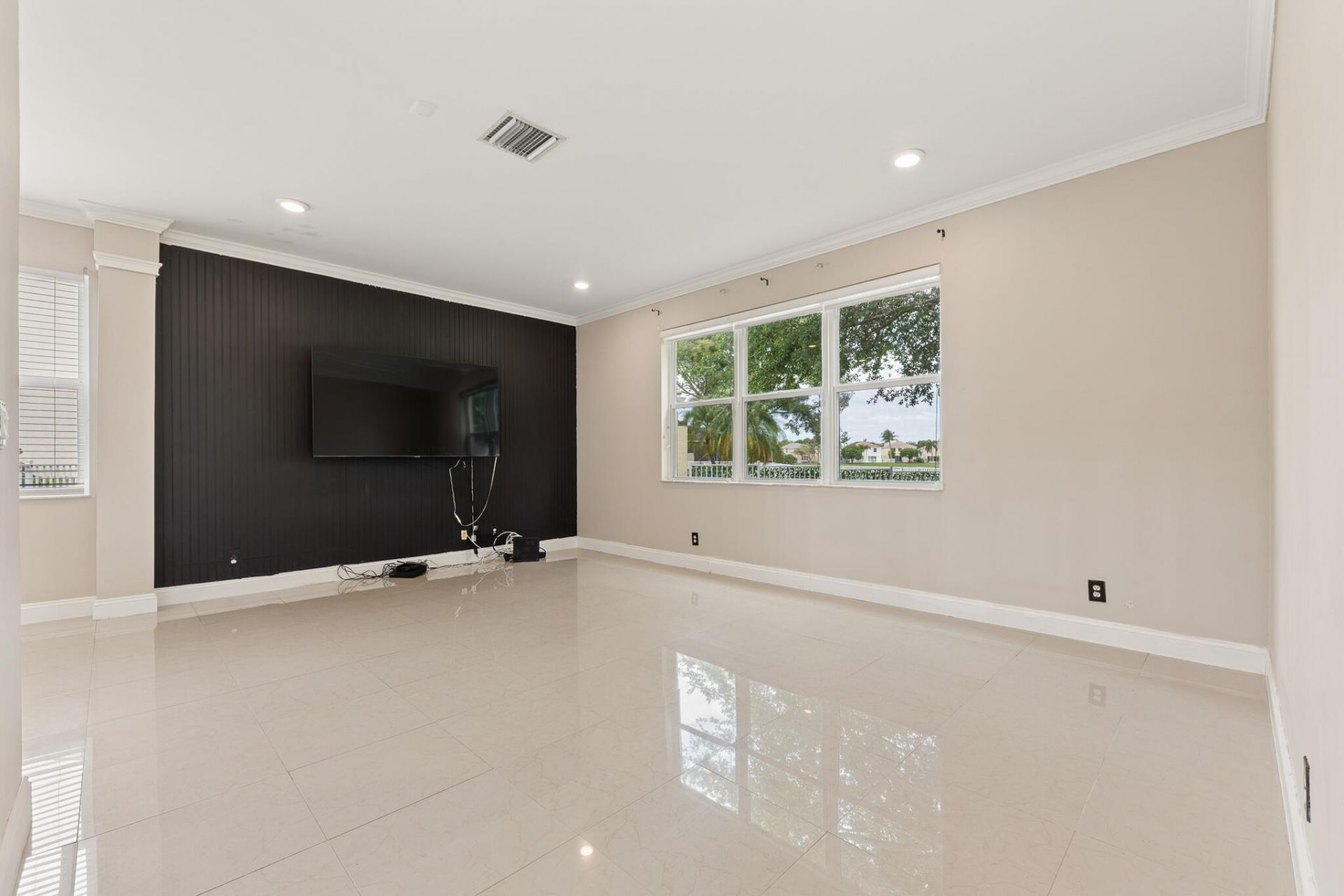 113 Canterbury Place, Royal Palm Beach, FL 33414 Photo