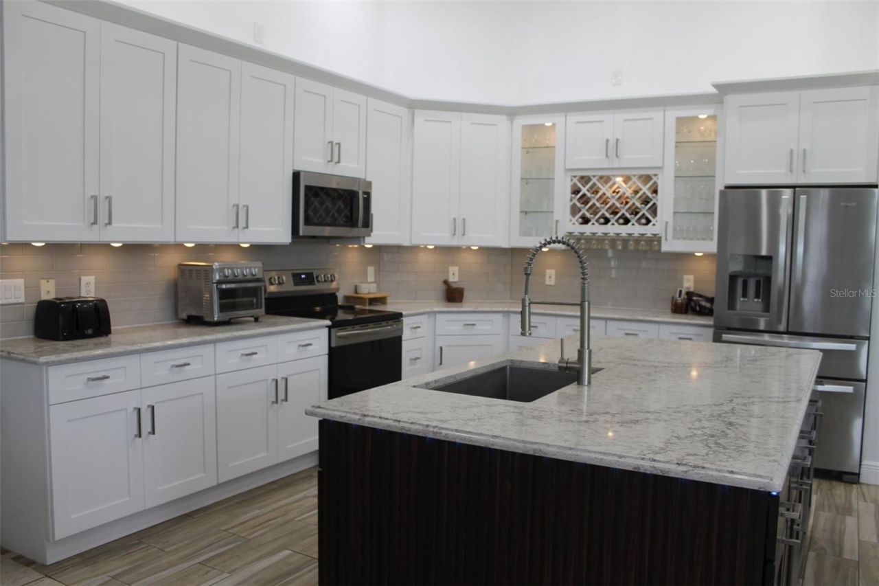 4529 Caesar Avenue, Orlando, FL 32833 Photo