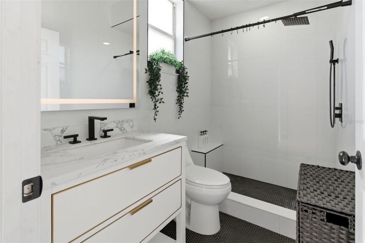 4529 Caesar Avenue, Orlando, FL 32833 Photo