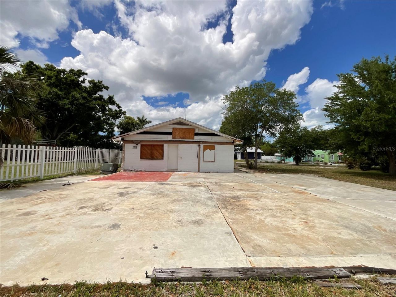 219 27th Street W, Bradenton, FL 34205 Photo