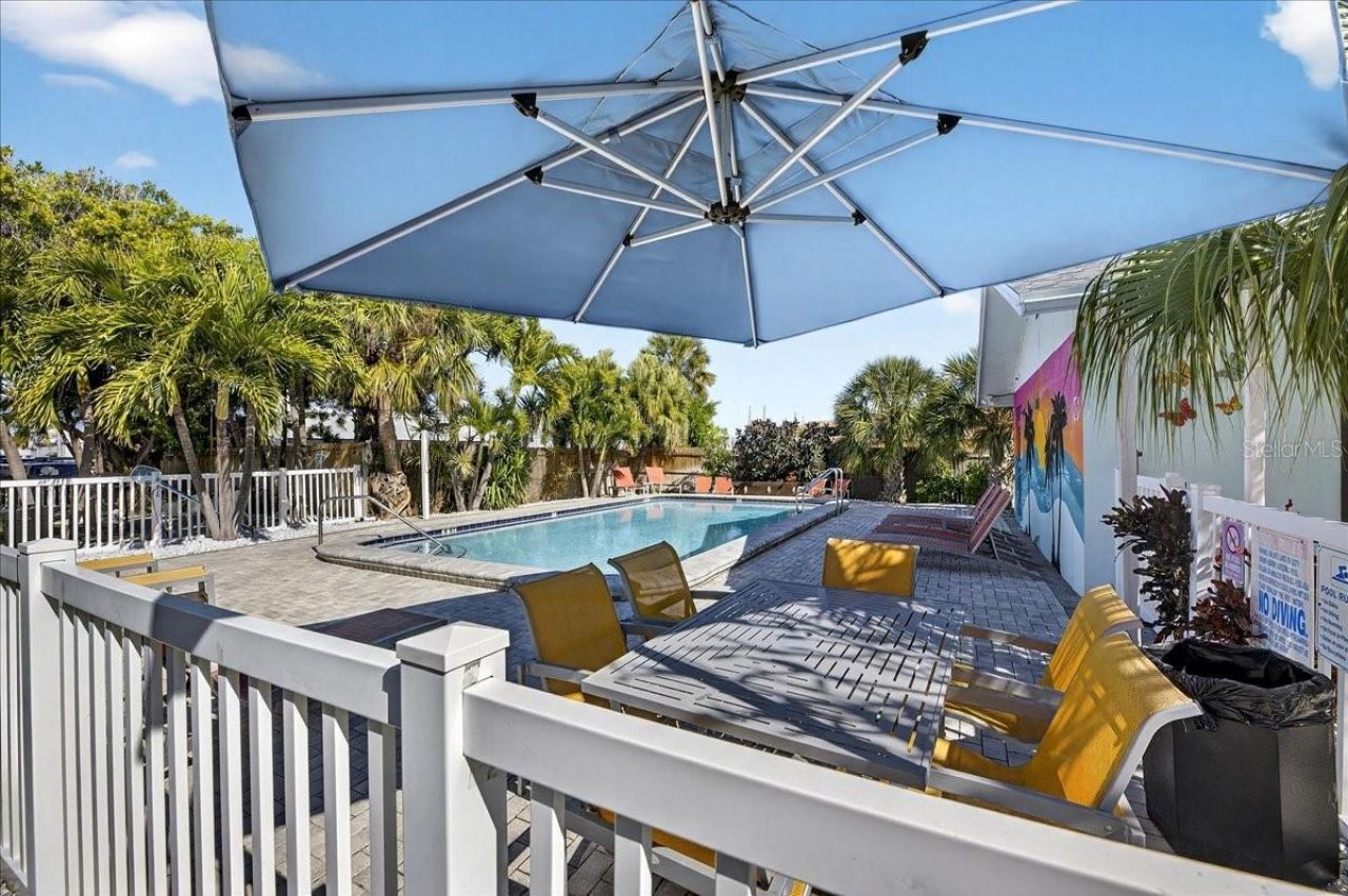 523 72nd Avenue , Saint Pete Beach, FL 33706 Photo