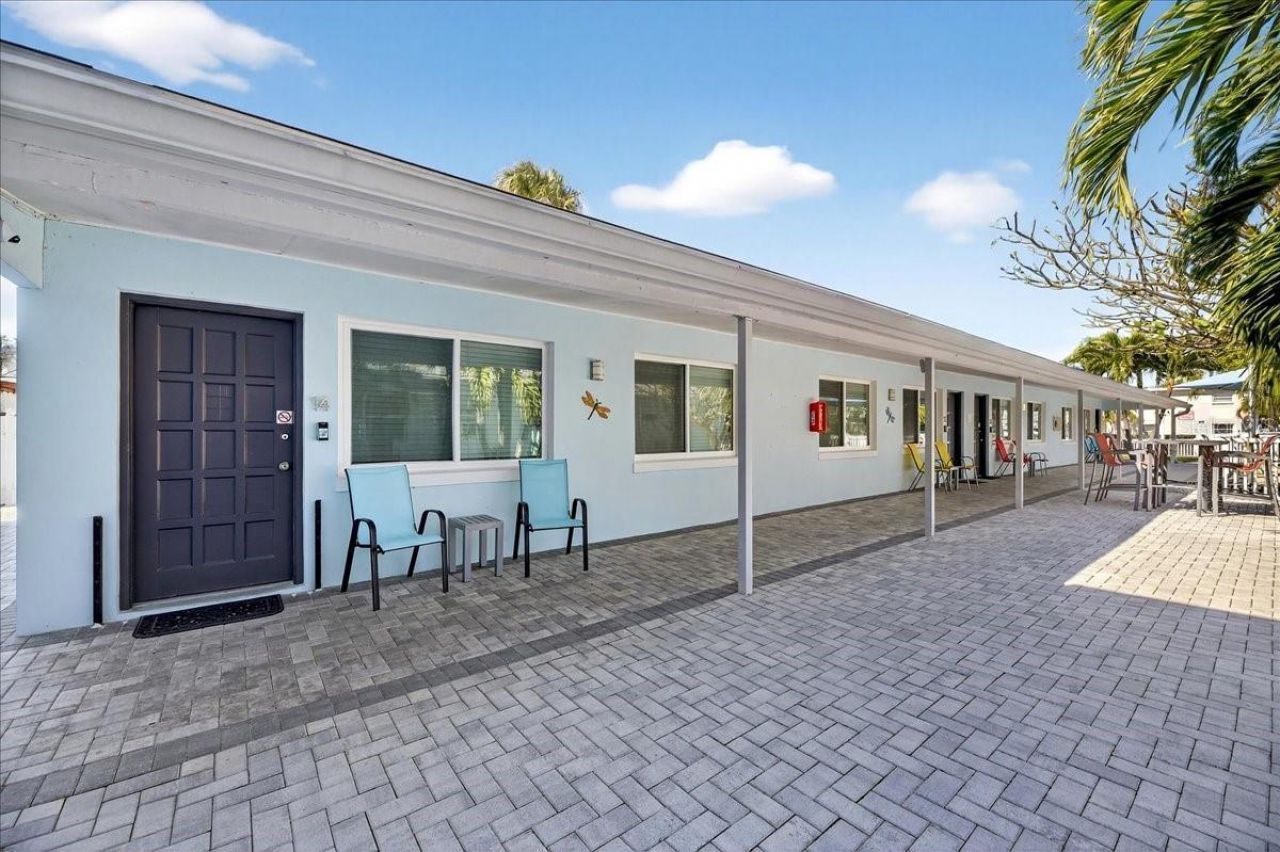 523 72nd Avenue , Saint Pete Beach, FL 33706 Photo