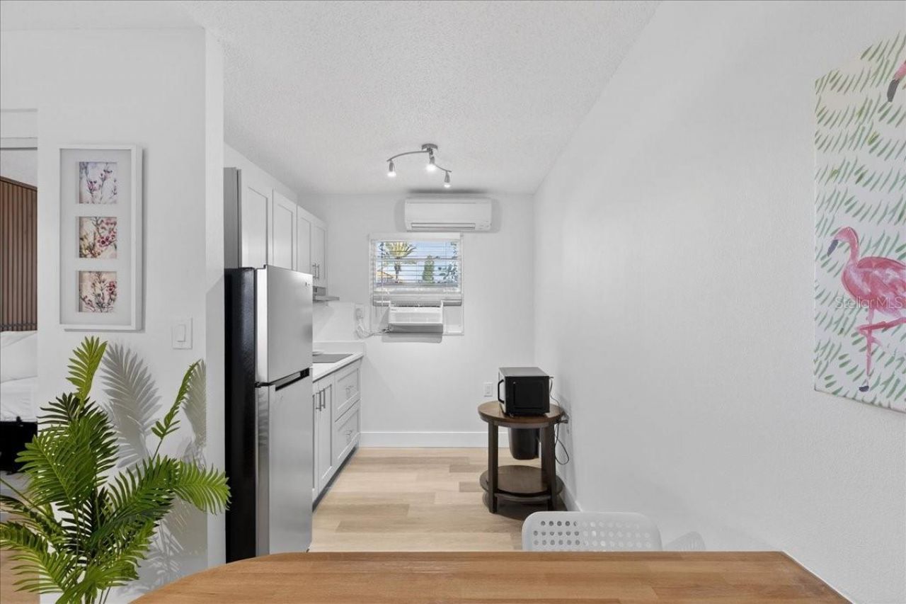 523 72nd Avenue , Saint Pete Beach, FL 33706 Photo