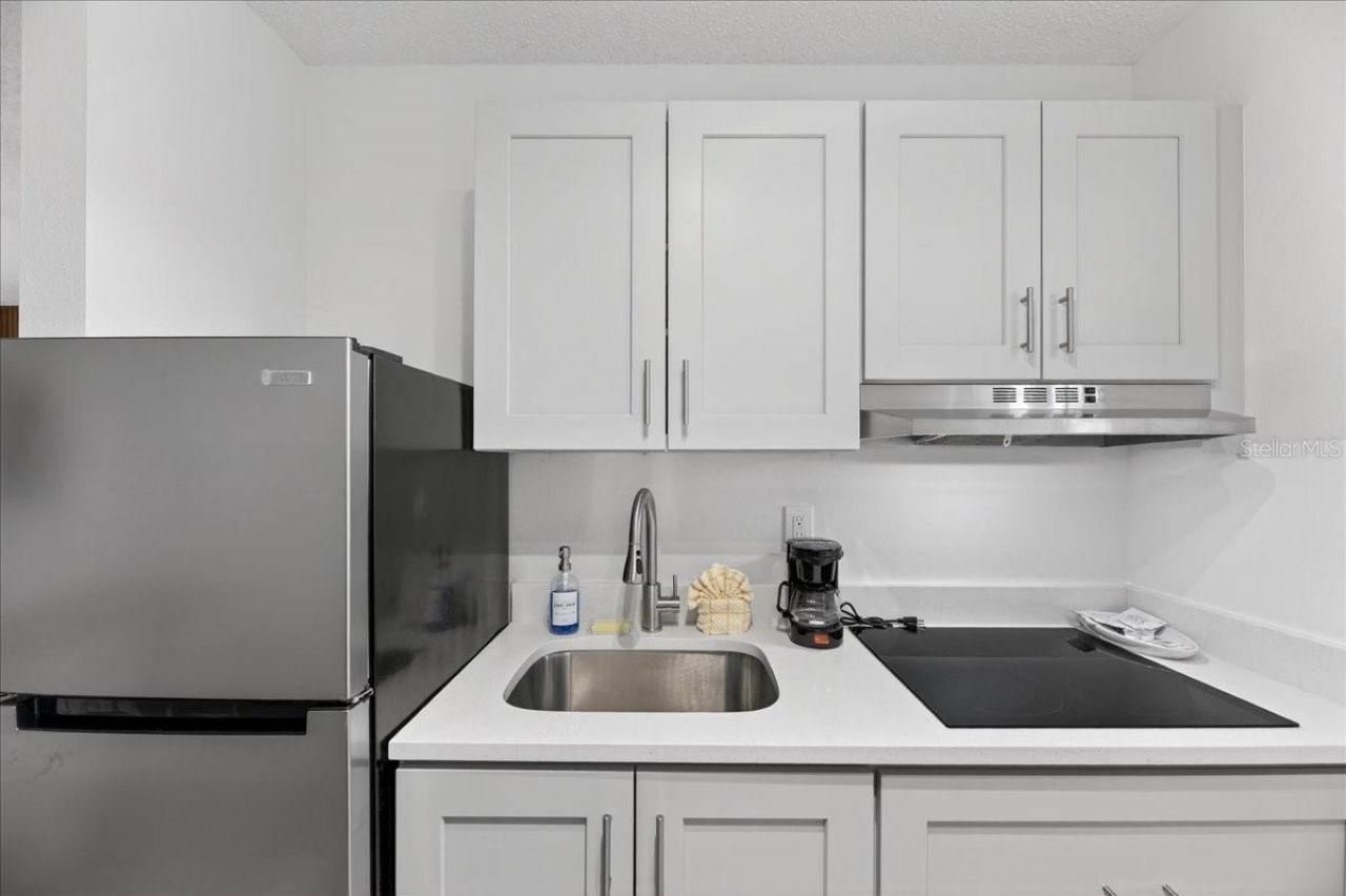 523 72nd Avenue , Saint Pete Beach, FL 33706 Photo