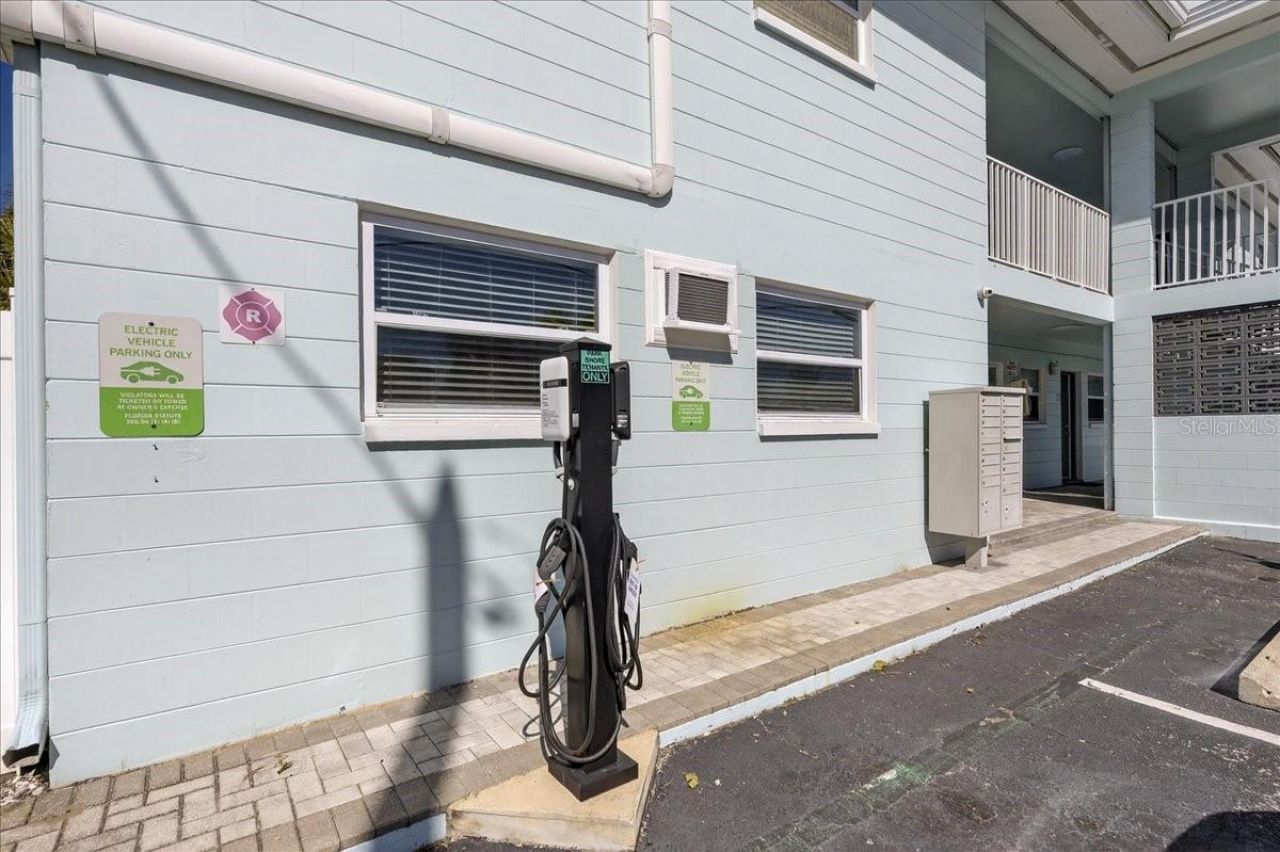 523 72nd Avenue , Saint Pete Beach, FL 33706 Photo