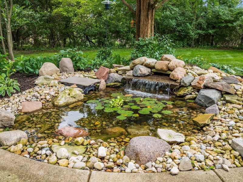 5137 Chaffinch Court , Dublin, OH 43017 Photo 2