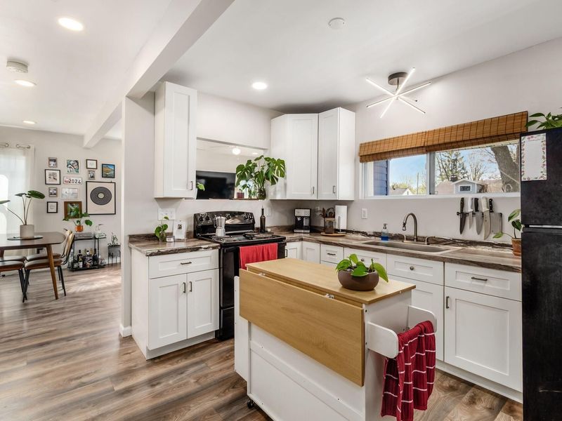 2058 Briarwood Avenue, Columbus, OH 43211 Photo 12