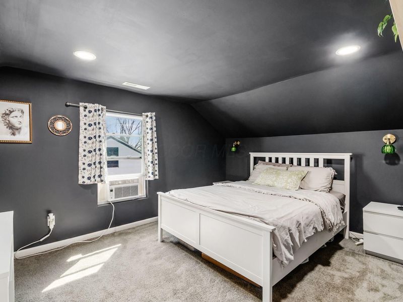 2058 Briarwood Avenue, Columbus, OH 43211 Photo 18