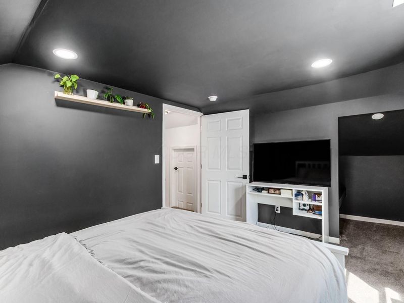 2058 Briarwood Avenue, Columbus, OH 43211 Photo 19