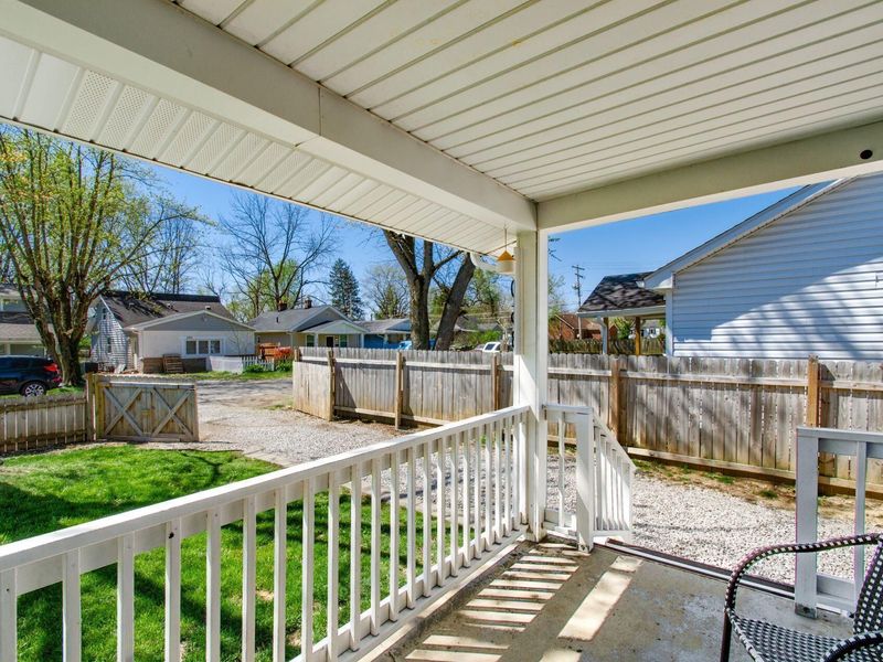 2058 Briarwood Avenue, Columbus, OH 43211 Photo 2