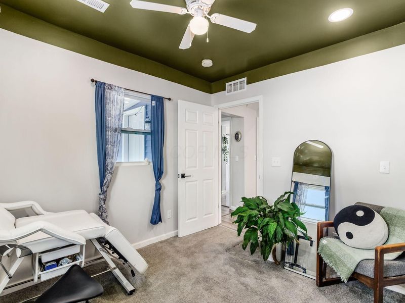 2058 Briarwood Avenue, Columbus, OH 43211 Photo 24