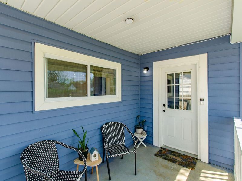 2058 Briarwood Avenue, Columbus, OH 43211 Photo 3