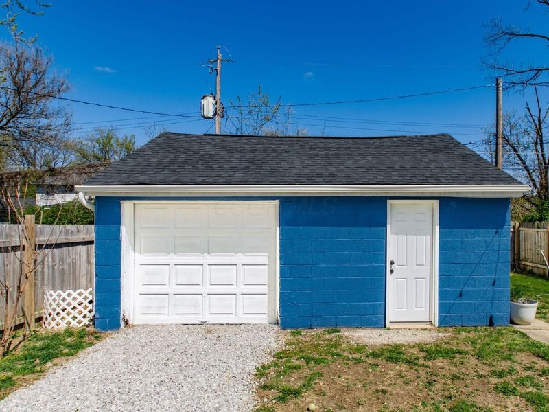 2058 Briarwood Avenue, Columbus, OH 43211 Photo 34