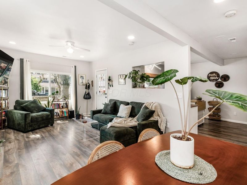 2058 Briarwood Avenue, Columbus, OH 43211 Photo 7