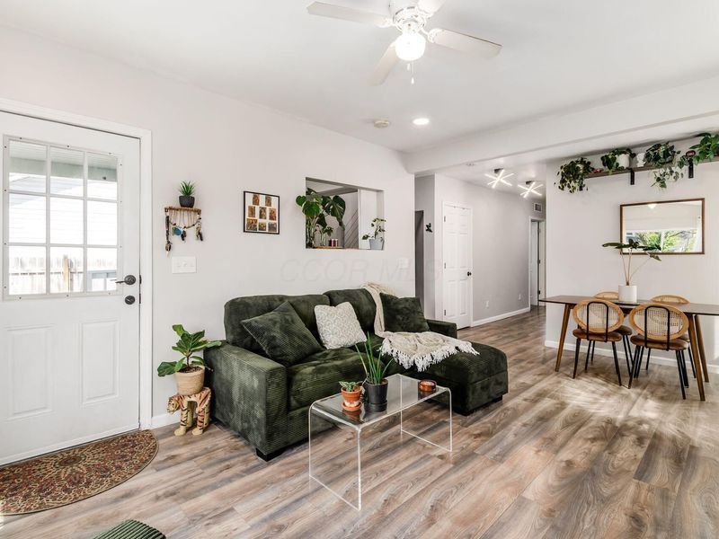 2058 Briarwood Avenue, Columbus, OH 43211 Photo 9