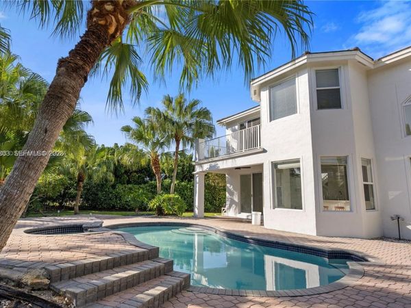 16449 SW 84th Pl , Palmetto Bay, FL 33157