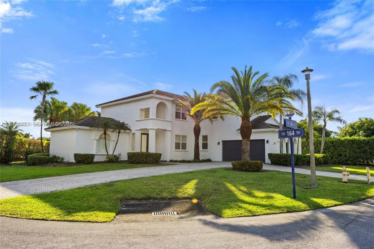 16449 SW 84th Pl, Palmetto Bay, FL 33157 Photo