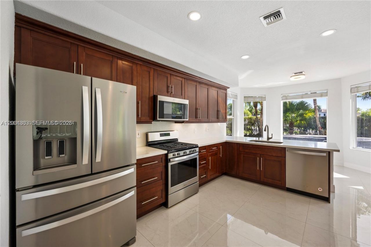 16449 SW 84th Pl, Palmetto Bay, FL 33157 Photo