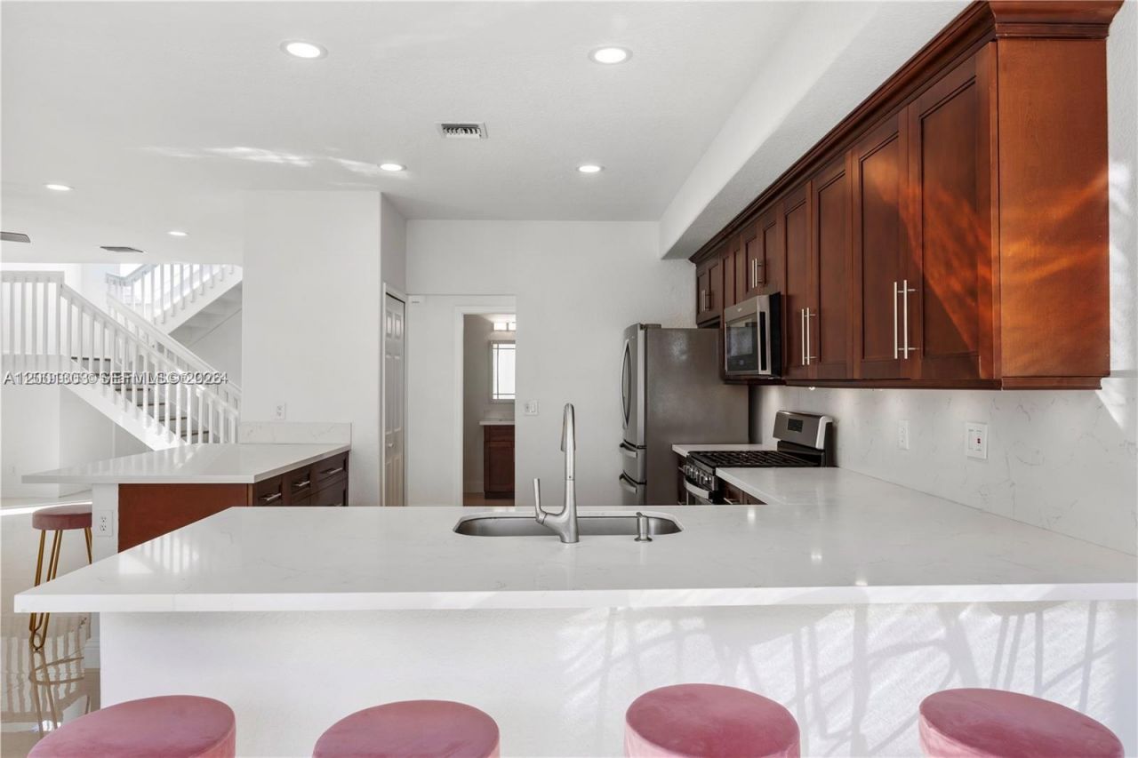 16449 SW 84th Pl, Palmetto Bay, FL 33157 Photo