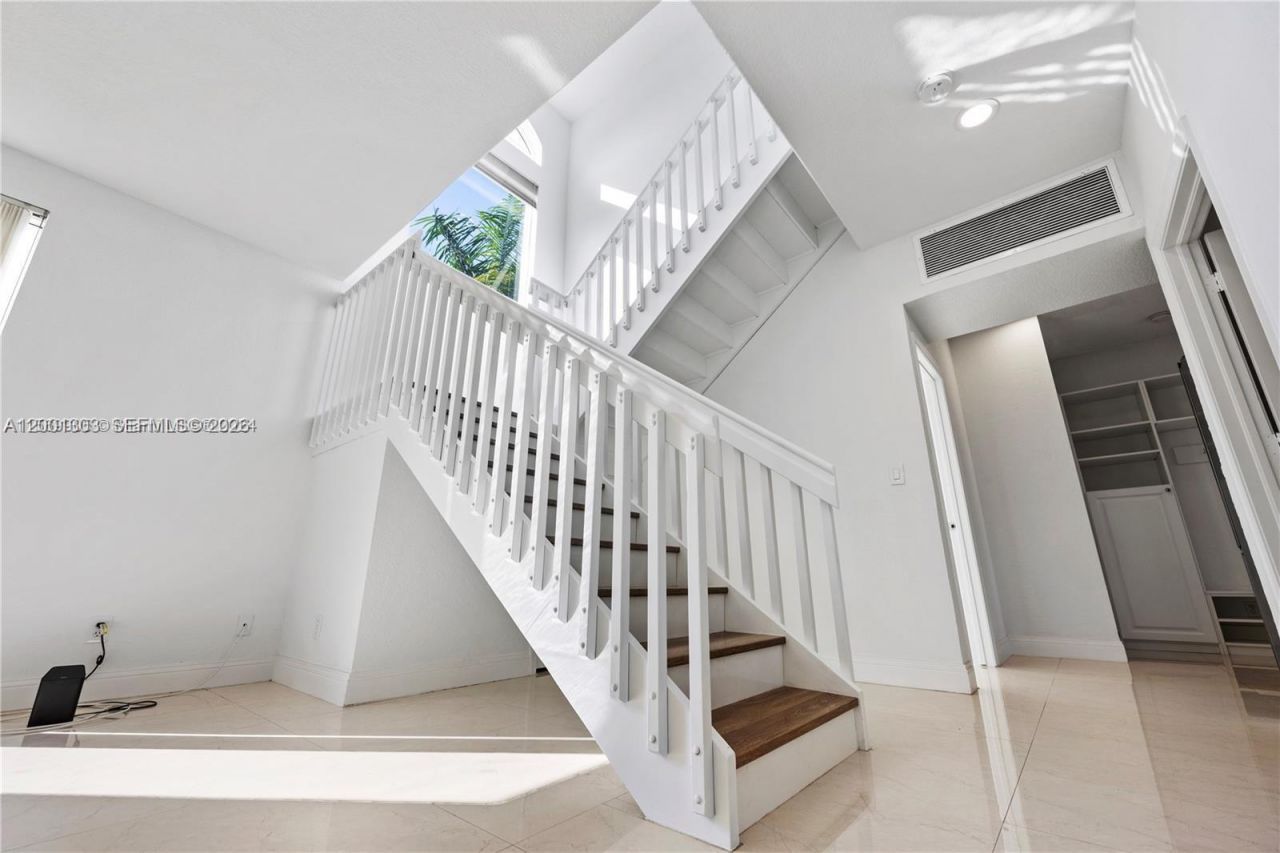 16449 SW 84th Pl, Palmetto Bay, FL 33157 Photo