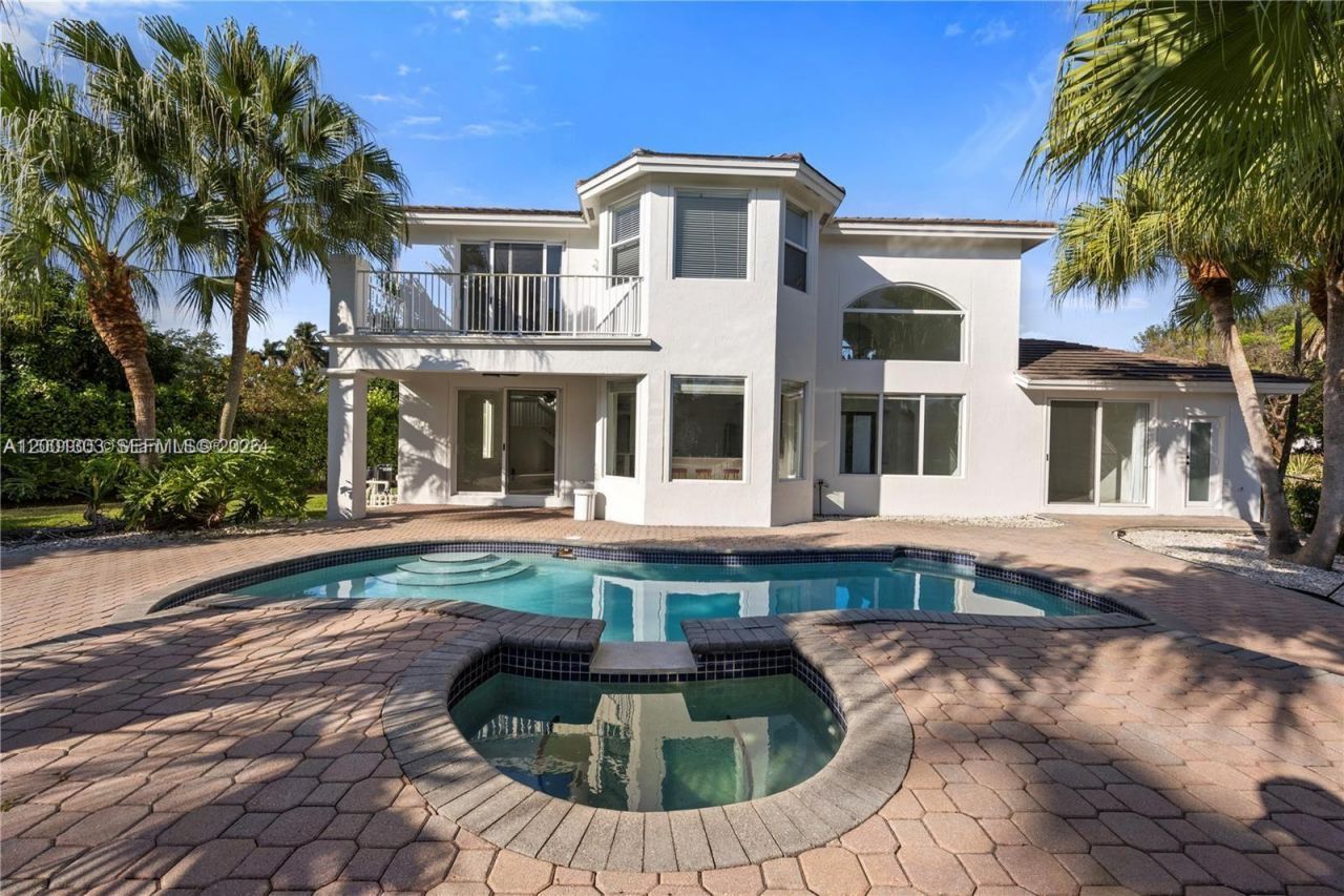 16449 SW 84th Pl, Palmetto Bay, FL 33157 Photo