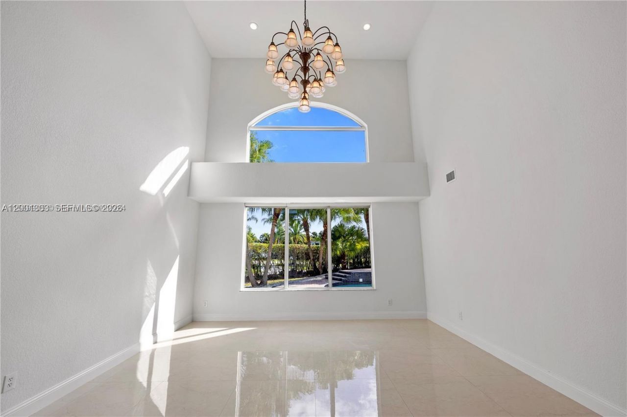 16449 SW 84th Pl, Palmetto Bay, FL 33157 Photo