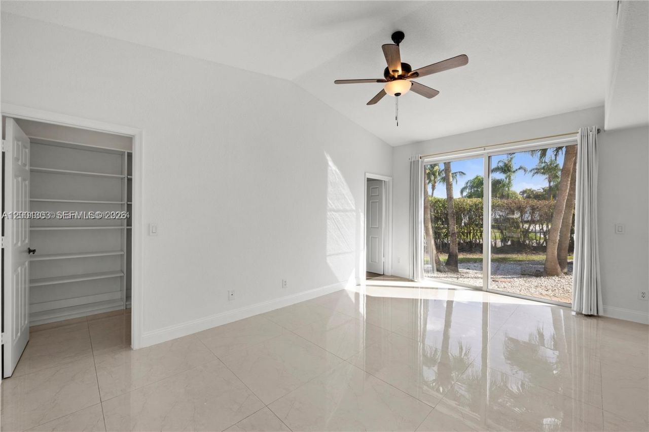 16449 SW 84th Pl, Palmetto Bay, FL 33157 Photo