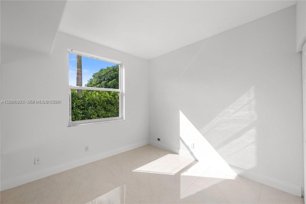 16449 SW 84th Pl, Palmetto Bay, FL 33157 Photo