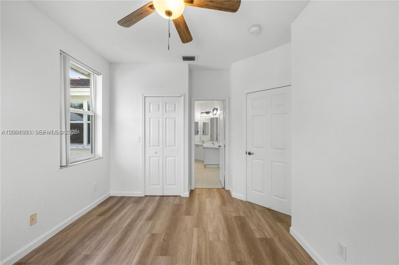 16449 SW 84th Pl, Palmetto Bay, FL 33157 Photo