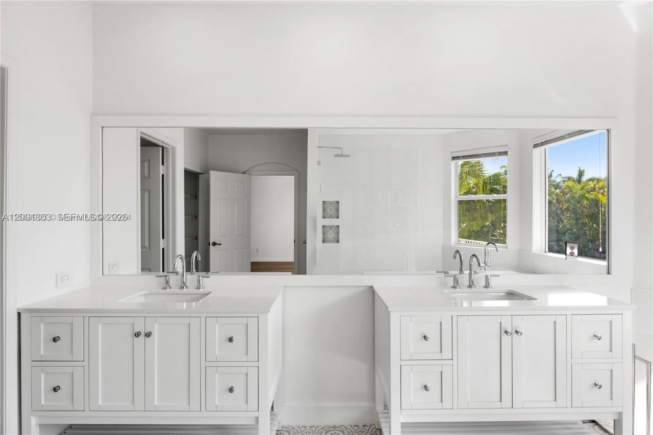16449 SW 84th Pl, Palmetto Bay, FL 33157 Photo