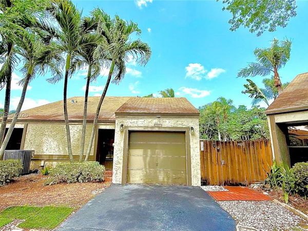 7531 SW 95th Pl., Miami, FL 33173