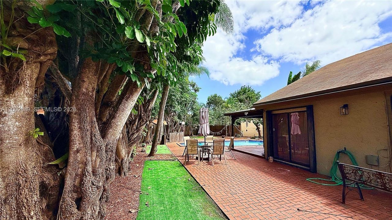 7531 SW 95th Pl., Miami, FL 33173 Photo