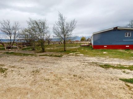 1724 2200 East Street, Battle Mountain, NV 89820 Photo