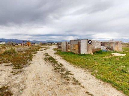 1724 2200 East Street, Battle Mountain, NV 89820 Photo