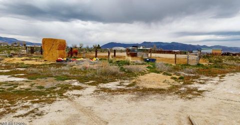 1724 2200 East Street, Battle Mountain, NV 89820 Photo