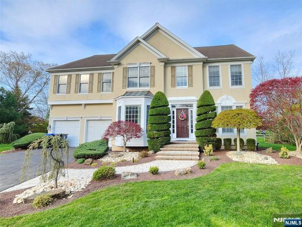 7 Hager Street, EAST BRUNSWICK, NJ 08816