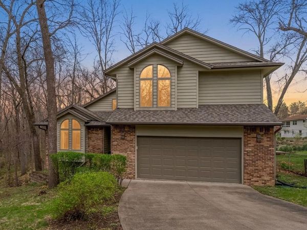 24 Samuel Drive , Iowa City, IA 52245