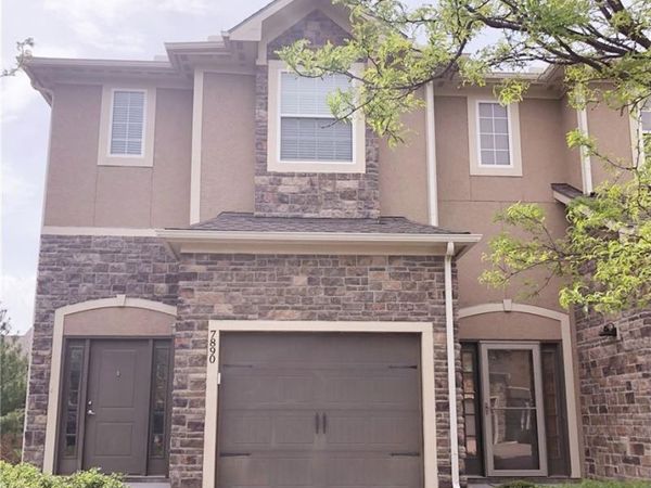 7890 W 158 Court, Overland Park, KS 66223