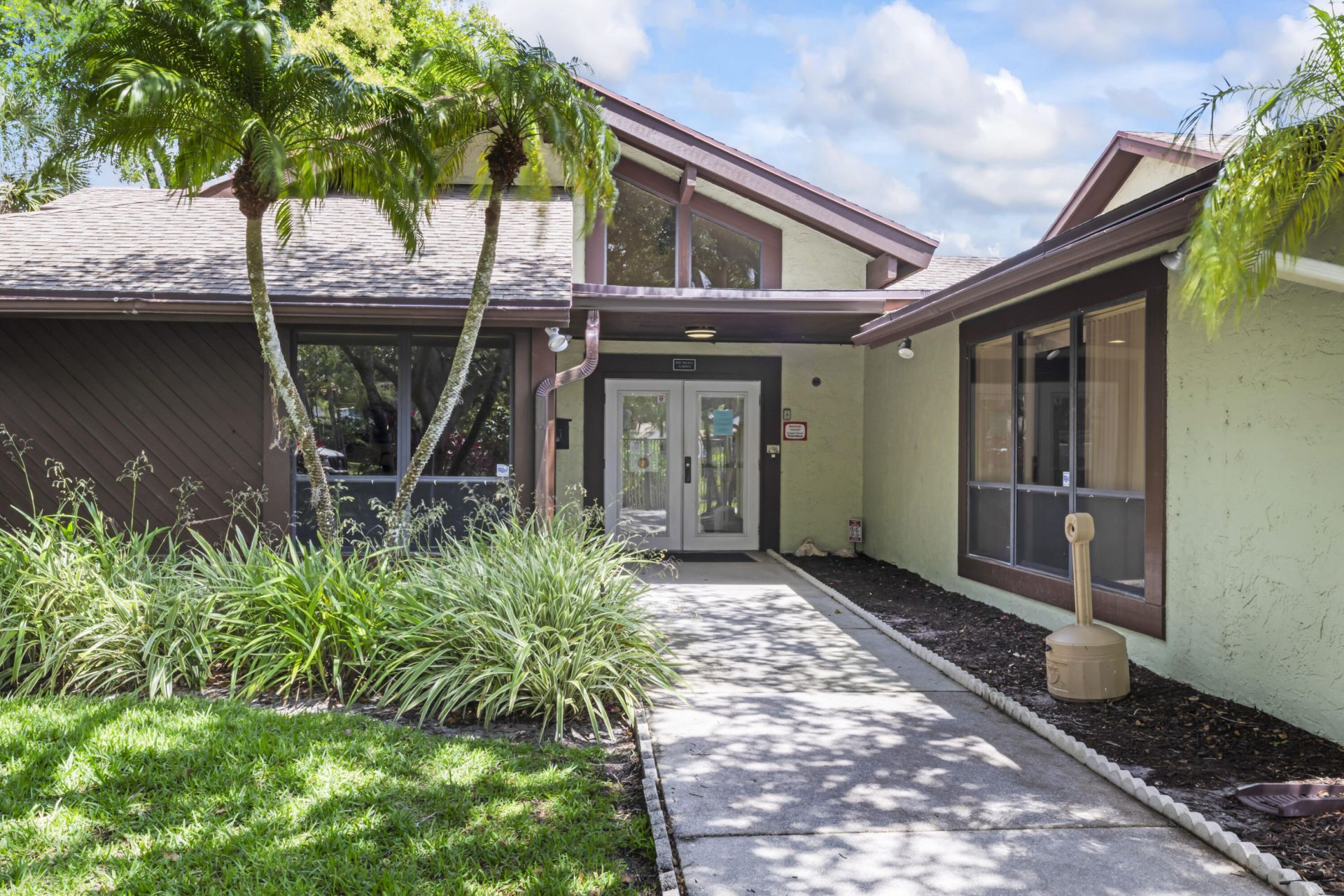 364 Quebec Court, Royal Palm Beach, FL 33411 Photo