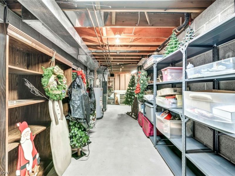 17200 GREENWOOD Drive, Strongsville, OH 44149 Photo 41