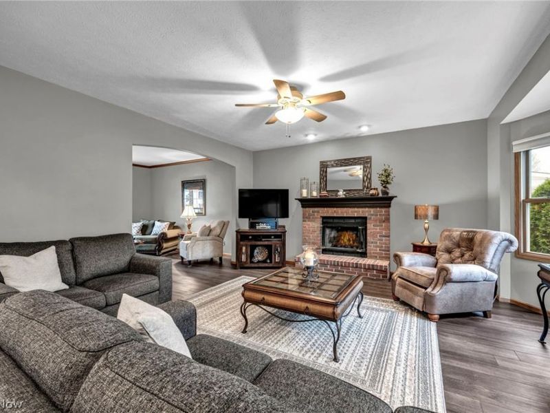 17200 GREENWOOD Drive, Strongsville, OH 44149 Photo 7