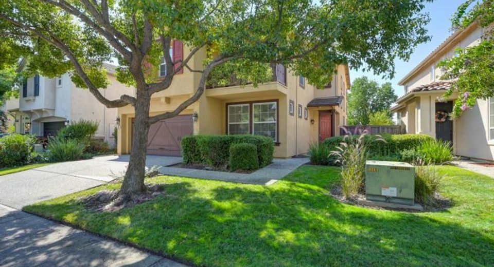 1381 Haddington Dr, Folsom, CA 95630 Photo