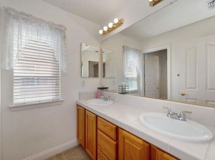 1381 Haddington Dr, Folsom, CA 95630 Photo