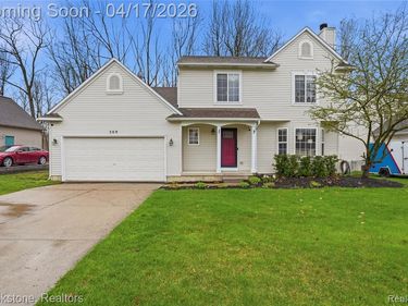 569 Cove View Drive, Waterford Twp, MI 48327
