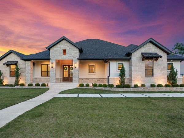 205 Ow Lowrey DR, Salado, TX 76571