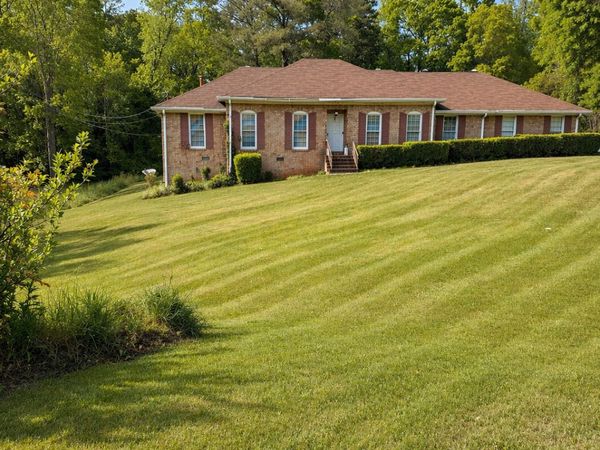 1643 Colonial South Drive SW, Conyers, GA 30094