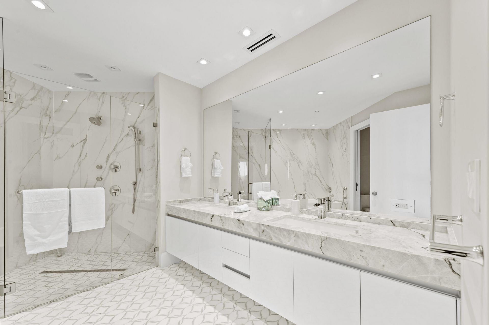 3100 N Ocean Drive, Unit 1103h, Riviera Beach, FL 33404 Photo