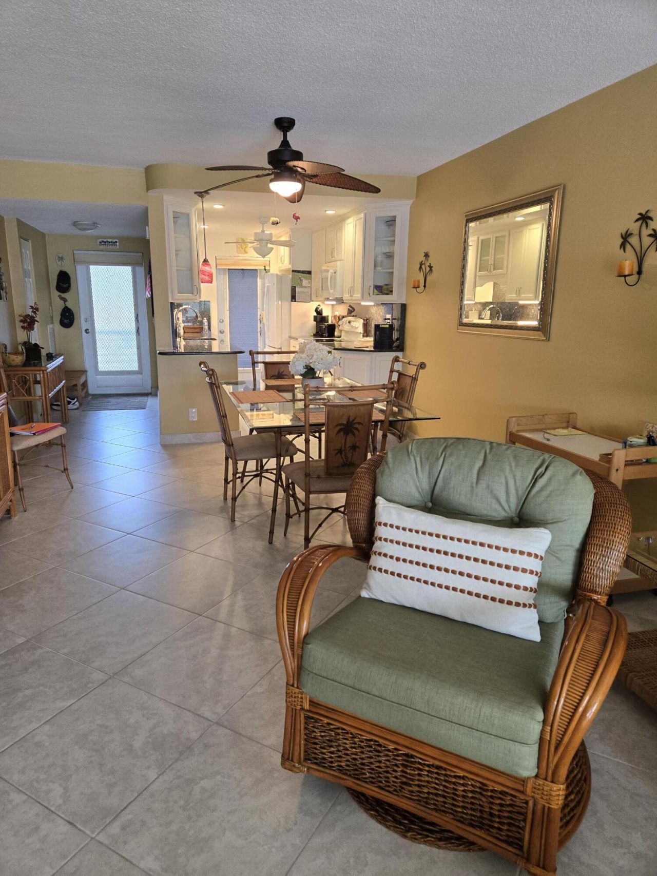 105 NE 19th Avenue, Unit 260, Deerfield Beach, FL 33441 Photo