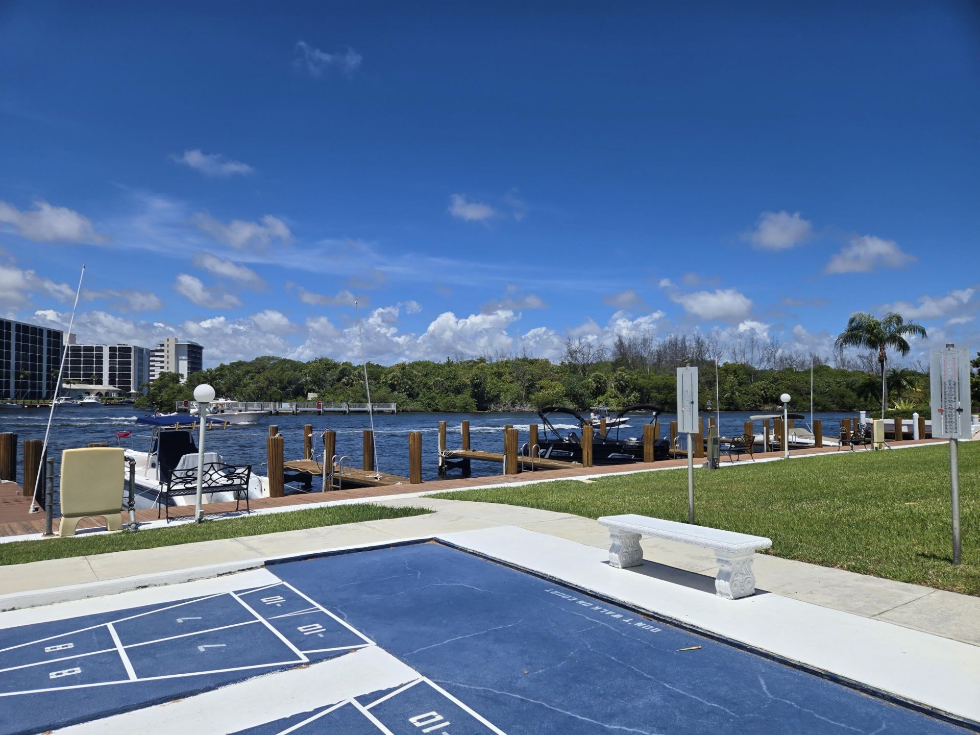 105 NE 19th Avenue, Unit 260, Deerfield Beach, FL 33441 Photo